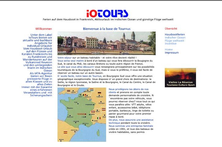 ioTours a 25 de janeiro de 2002 – férias em barco-casa a partir de Tournus, turismo ativo no oceano Índico e voos para todo o mundo. Em baixo: «ioTours é uma marca registada do grupo netfacts/coorda». Imagem: Internet Archive (Wayback Machine)